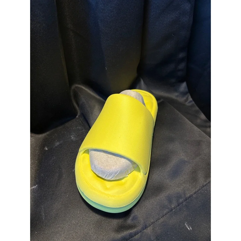J/Slides Serene Yellow EVA Beach Slides‎ Sandals Womens Size 8 New in Box